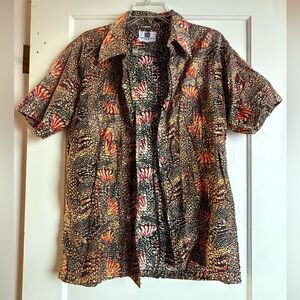 Vintage men’s Hawaiin style shirt